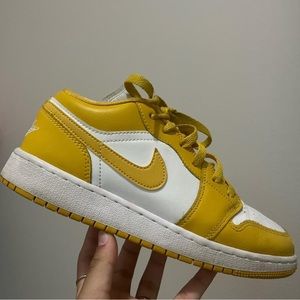 yellow jordan 1 lows 🐣🌻